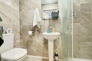 2 bed flat, Derby Road, Lenton, Nottingham, NG72DP - Image 6